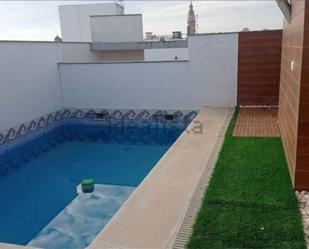 Swimming pool of Flat for sale in Écija  with Parquet flooring, Swimming Pool and Furnished