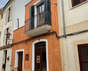 Vista exterior de Casa adosada en venda en Andratx amb Aire condicionat, Terrassa i Balcó