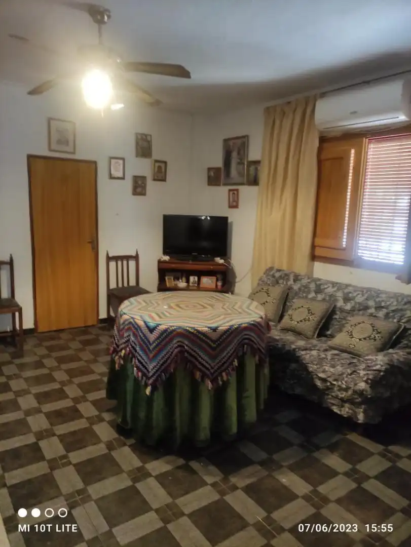 Sala d'estar de Casa o xalet en venda en Navalvillar de Pela amb Aire condicionat i Balcó