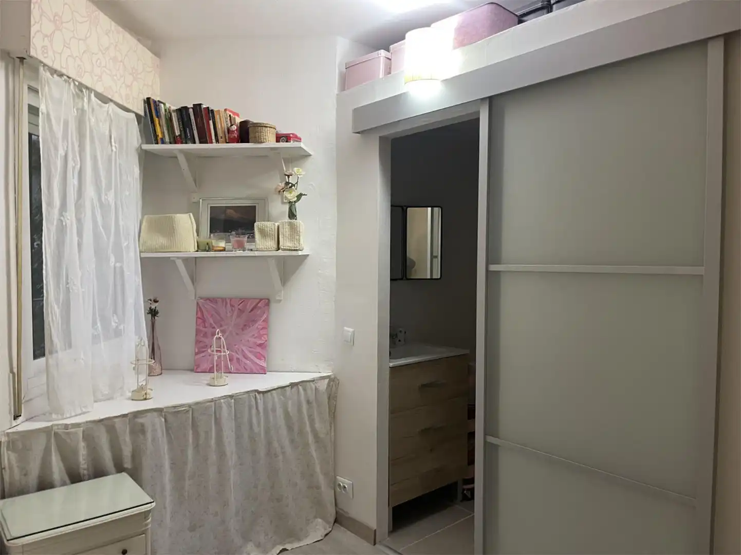 Schlafzimmer von Wohnung zur untervermieten in Marbella mit Klimaanlage, Terrasse und Möbliert