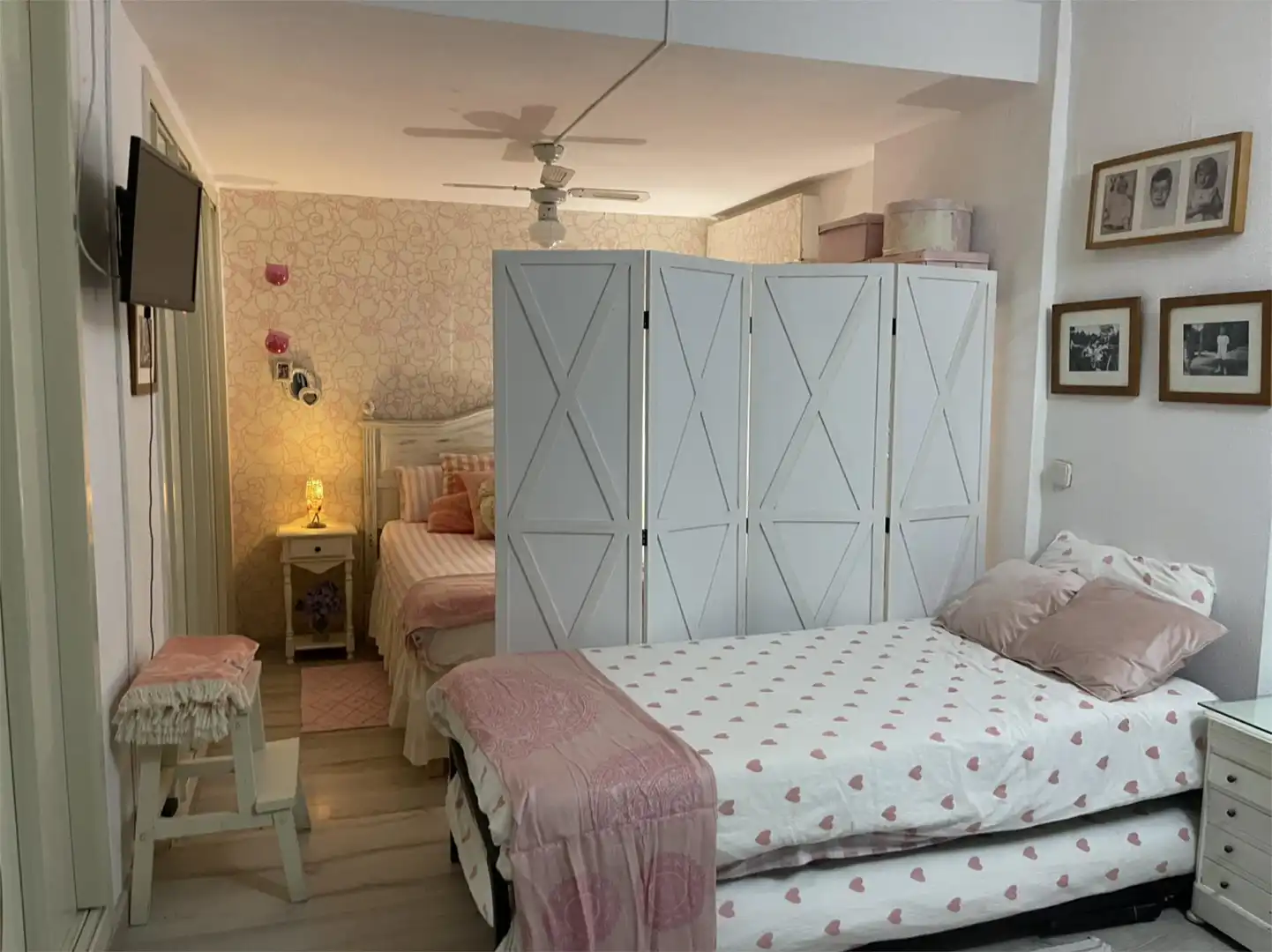 Schlafzimmer von Wohnung zur untervermieten in Marbella mit Klimaanlage, Terrasse und Möbliert