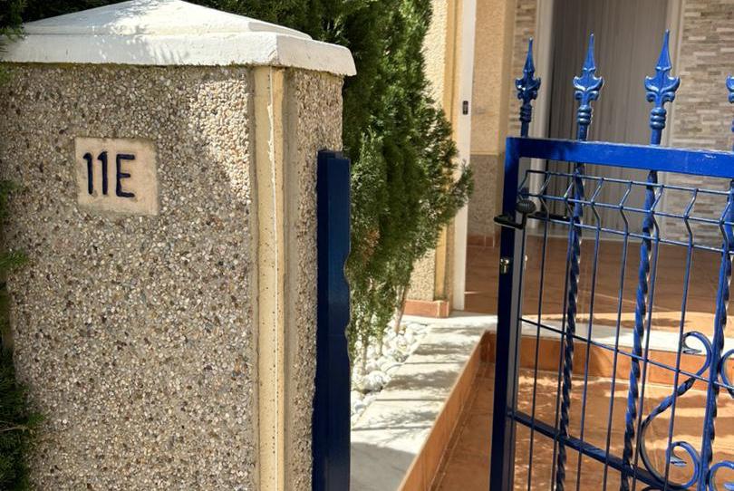 Foto 1 de Planta baixa en venda a Calle Río Esla, 191, Mil Palmeras, Alicante