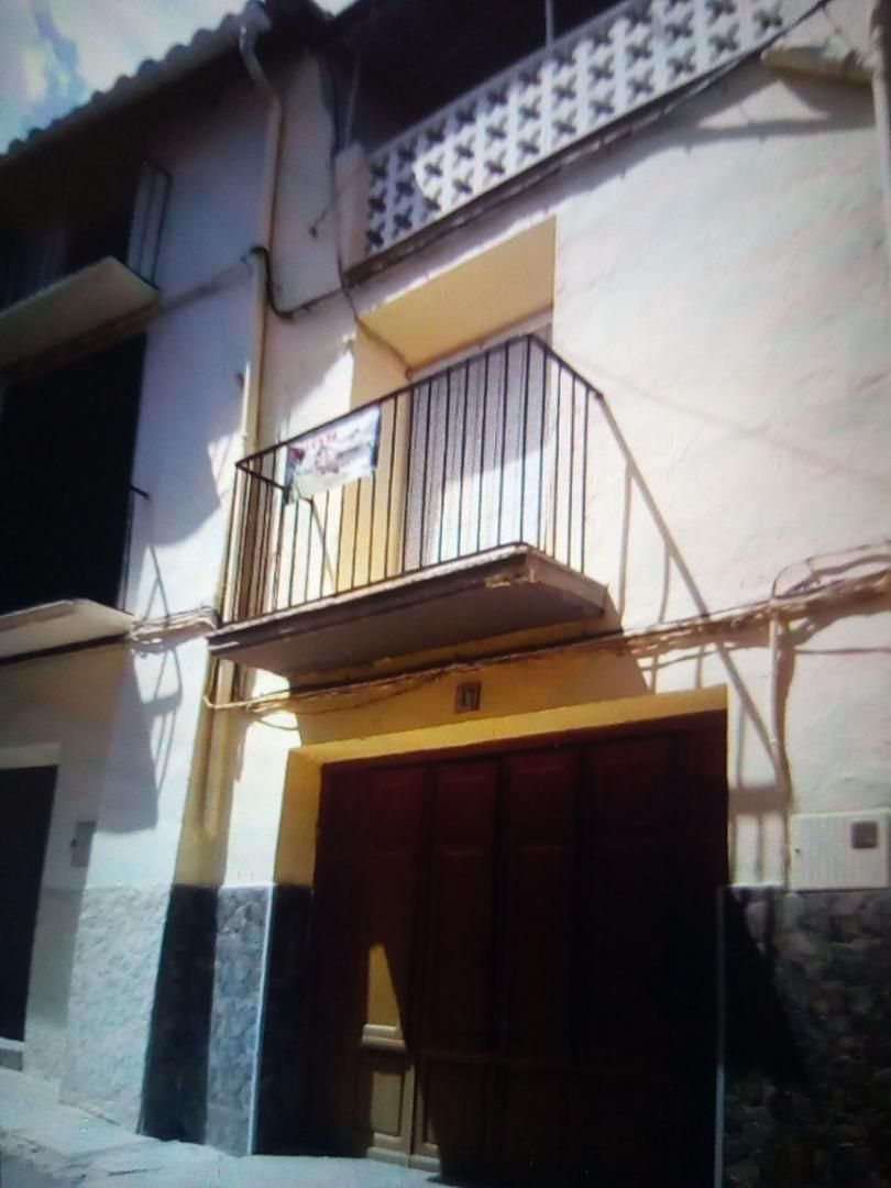 Balcony of House or chalet for sale in Aguaviva  with Heating, Terrace and Washing machine