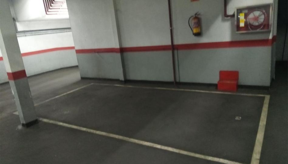 Foto 1 de Garatge en venda a Calle Dolores Coca, 11, Vista Alegre, Madrid