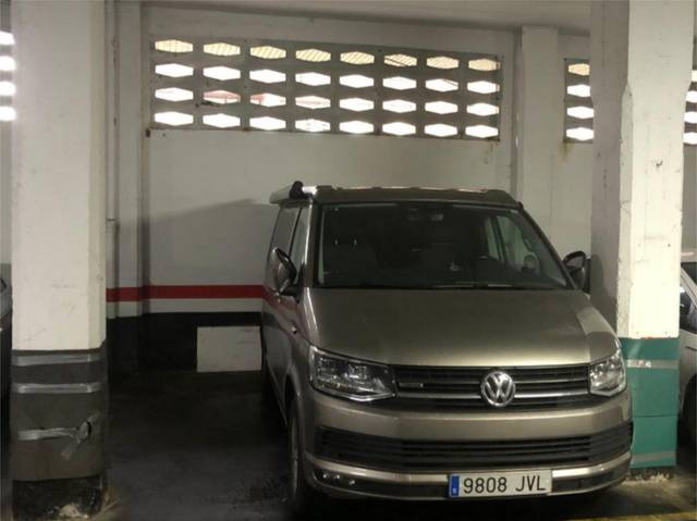 Garaje en Alquiler en Urkiola Kalea, 3 en Sarrikobaso