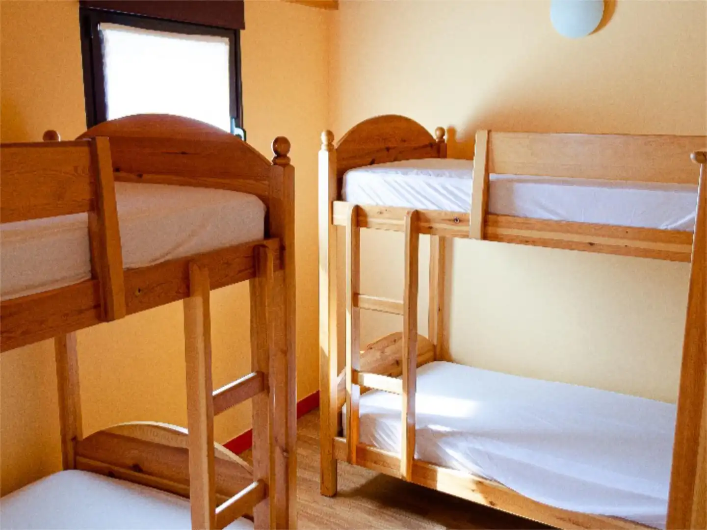 Bedroom of Houses for sale in Arlanzón