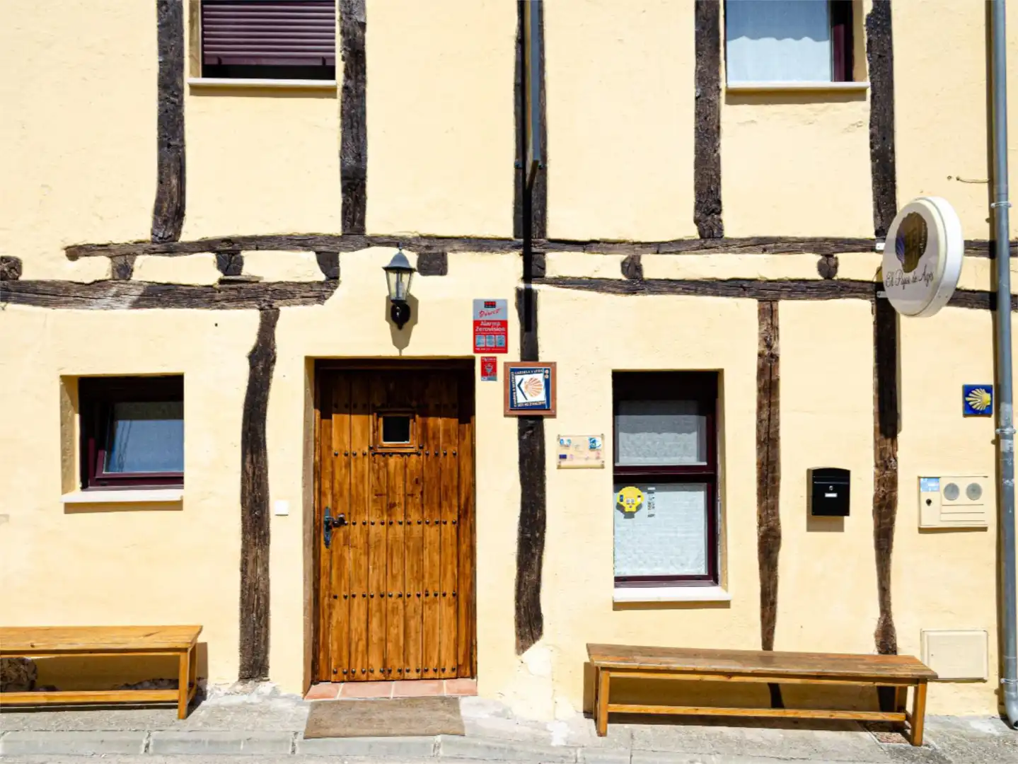 Exterior view of Houses for sale in Arlanzón