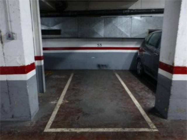 Garaje en Alquiler en Carrer d'Aragó, 405 en Fort Pienc