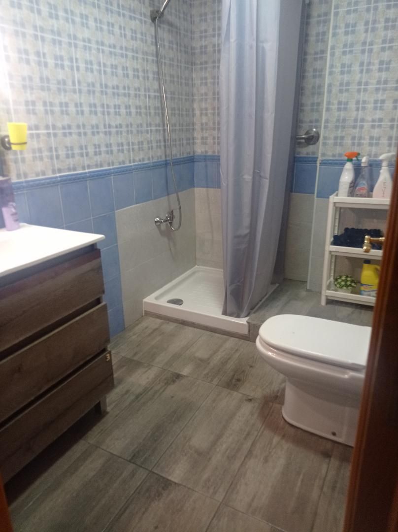 Flat to share in Avinguda al Vedat, 86, Zona Avenida al Vedat