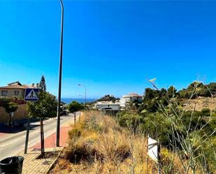 Vista exterior de Terreny en venda en Benalmádena