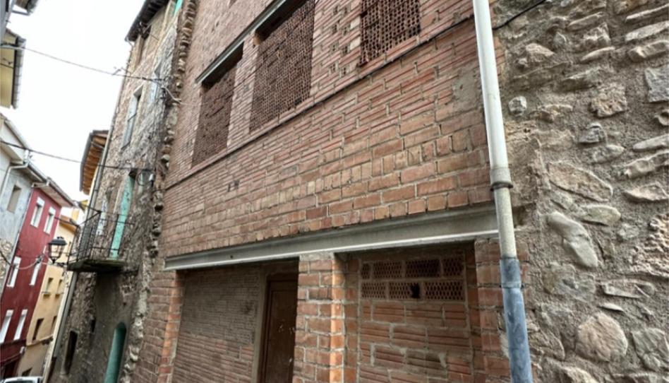 Casa adosada en venta en D'abaix, 14, La Pobla de Lillet, Barcelona - imagen 1 Foto 1 de Casa adosada en venta en D'abaix, 14, La Pobla de Lillet, Barcelona