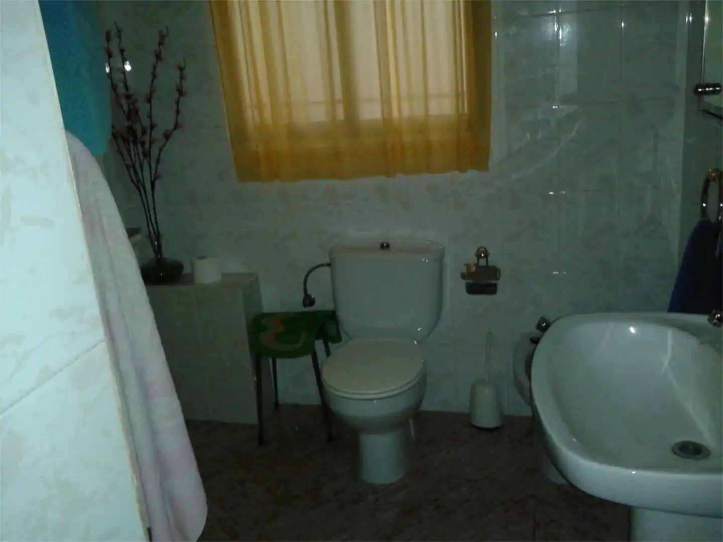 Piso en venta en Calle San Ildefonso, 50, Cañamero Baño de Piso en venta en Cañamero con Amueblado y Balcón