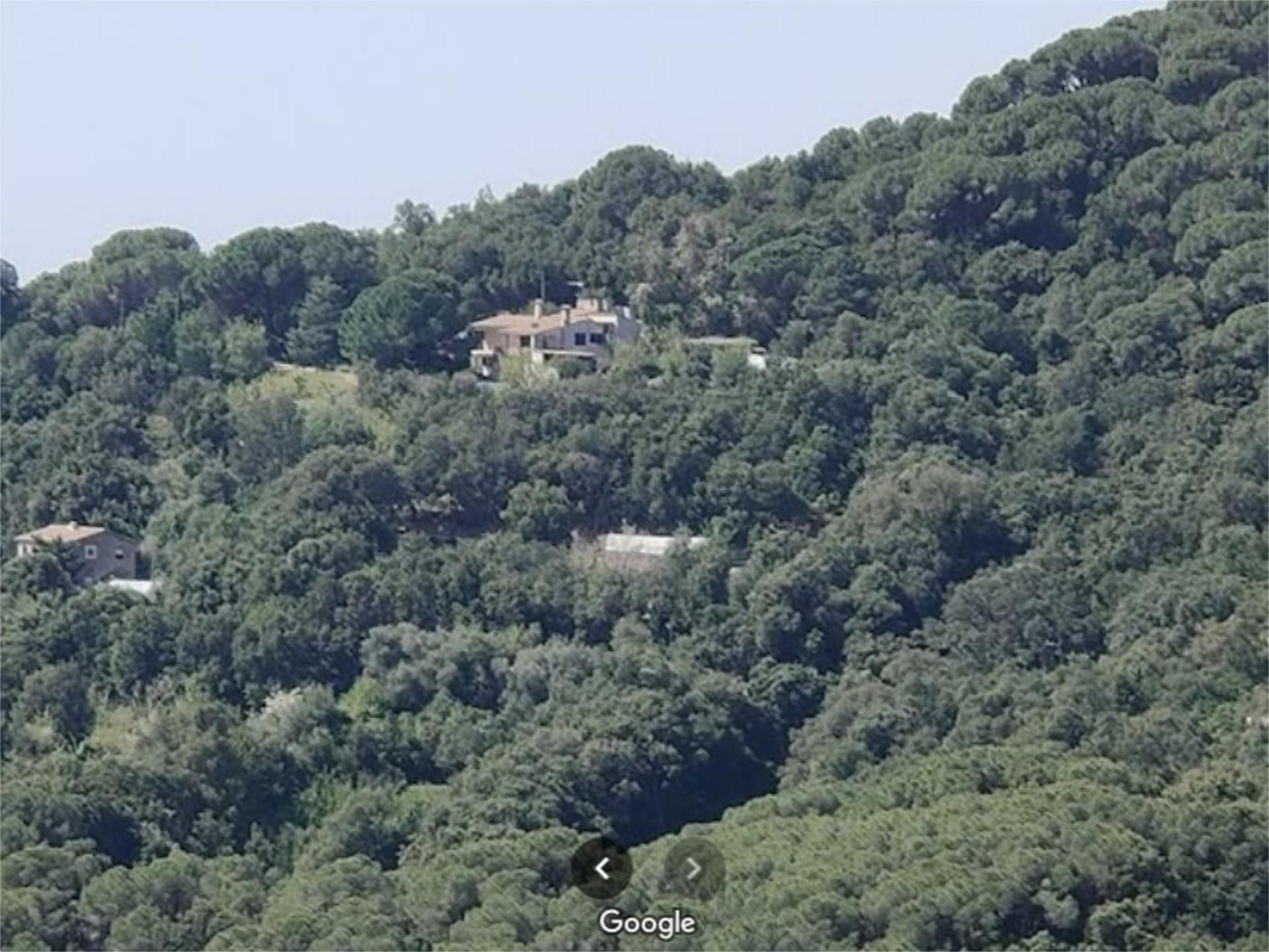 Vista exterior de Finca rústica en venda en Sant Iscle de Vallalta amb Terrassa, Piscina i Balcó