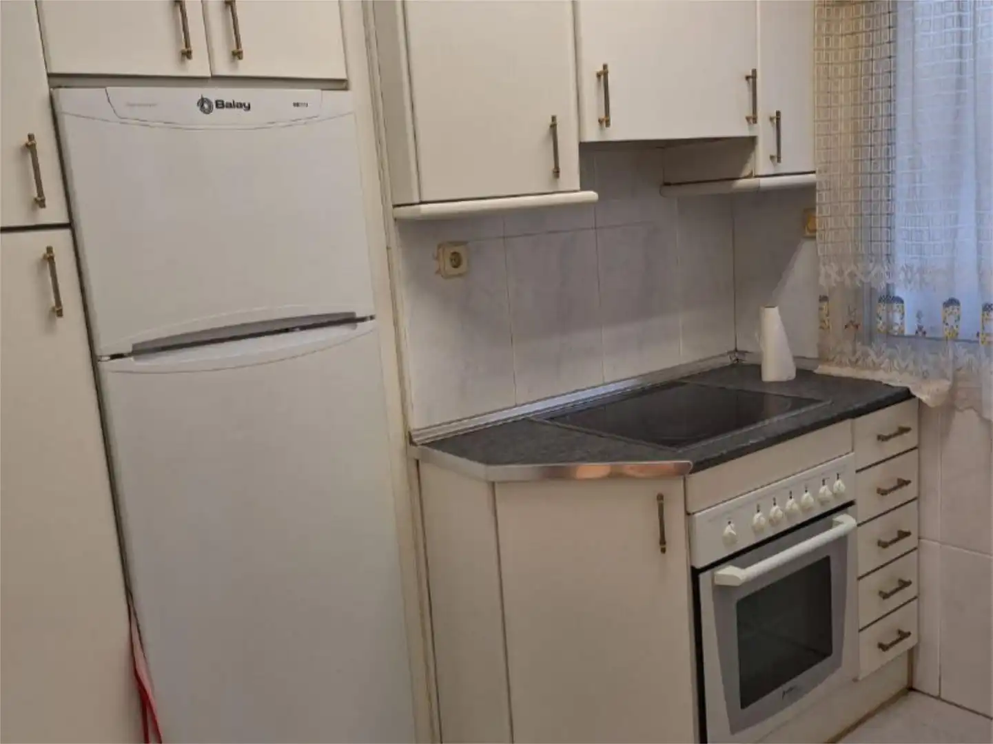 Pis en venda a Paseo Farnesio, Delicias Cuina de Pis en venda en Valladolid amb Calefacció, Terrassa i Moblat