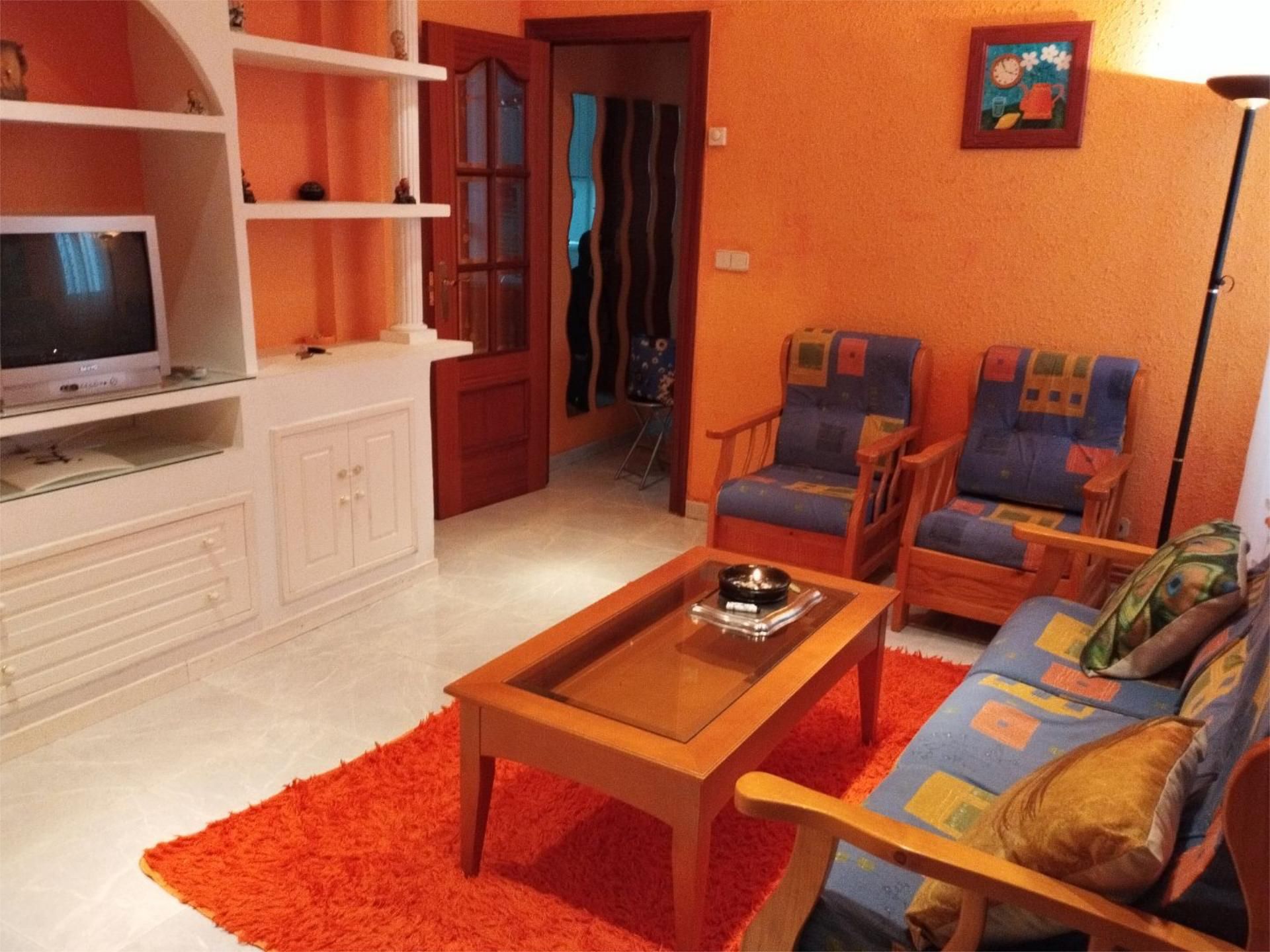 Living room of Flat for sale in Valladolid Capital  with Heating, Terrace and Furnished