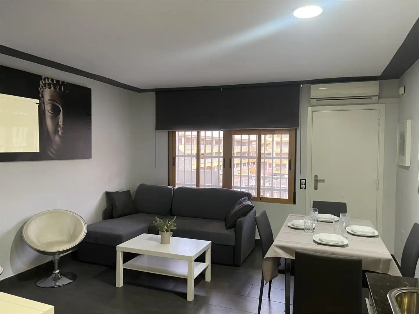 Flat for rent in Playa del Galán