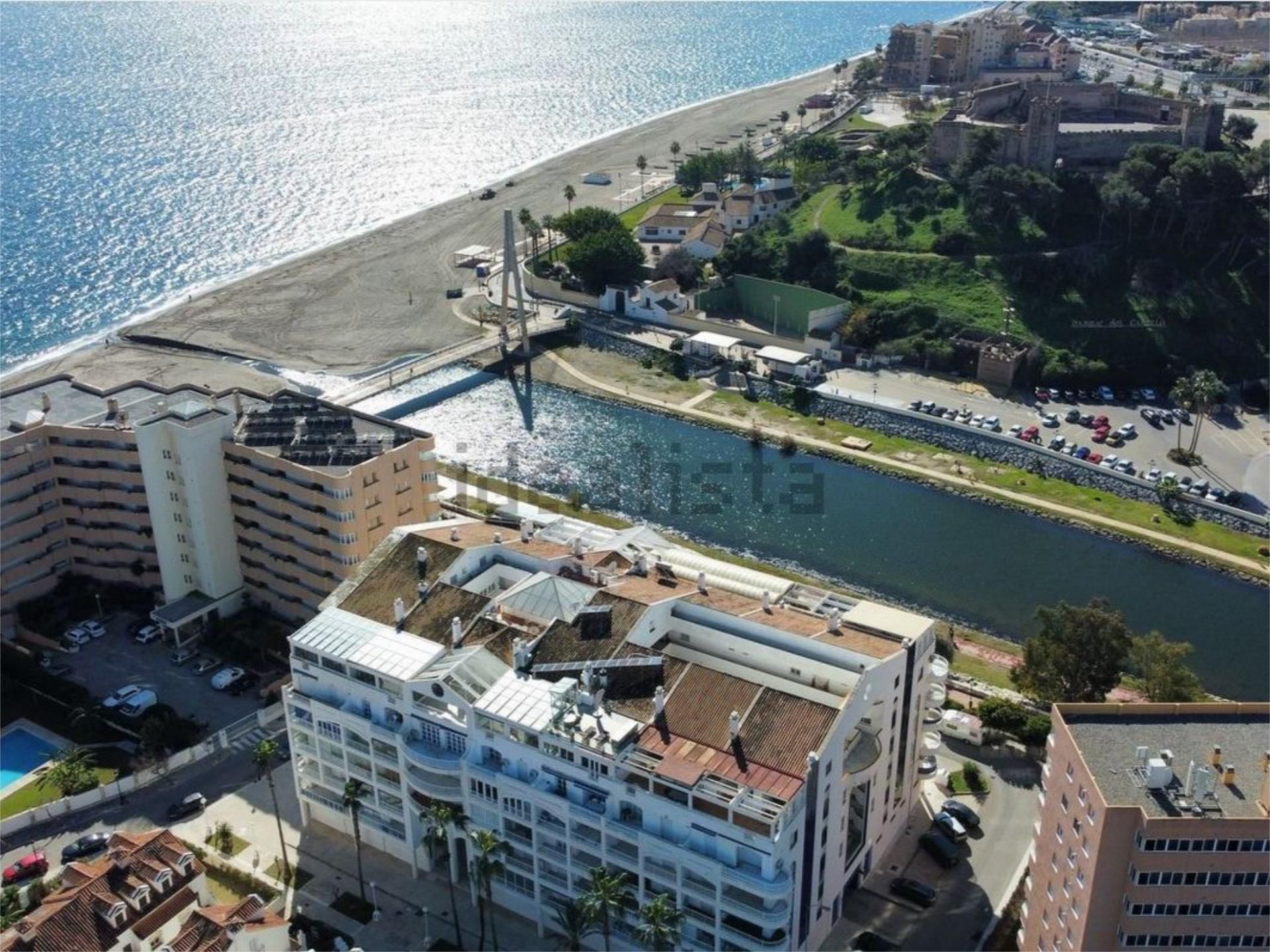 Exterior view of Flat for sale in Fuengirola  with Air Conditioner, Heating and Private garden