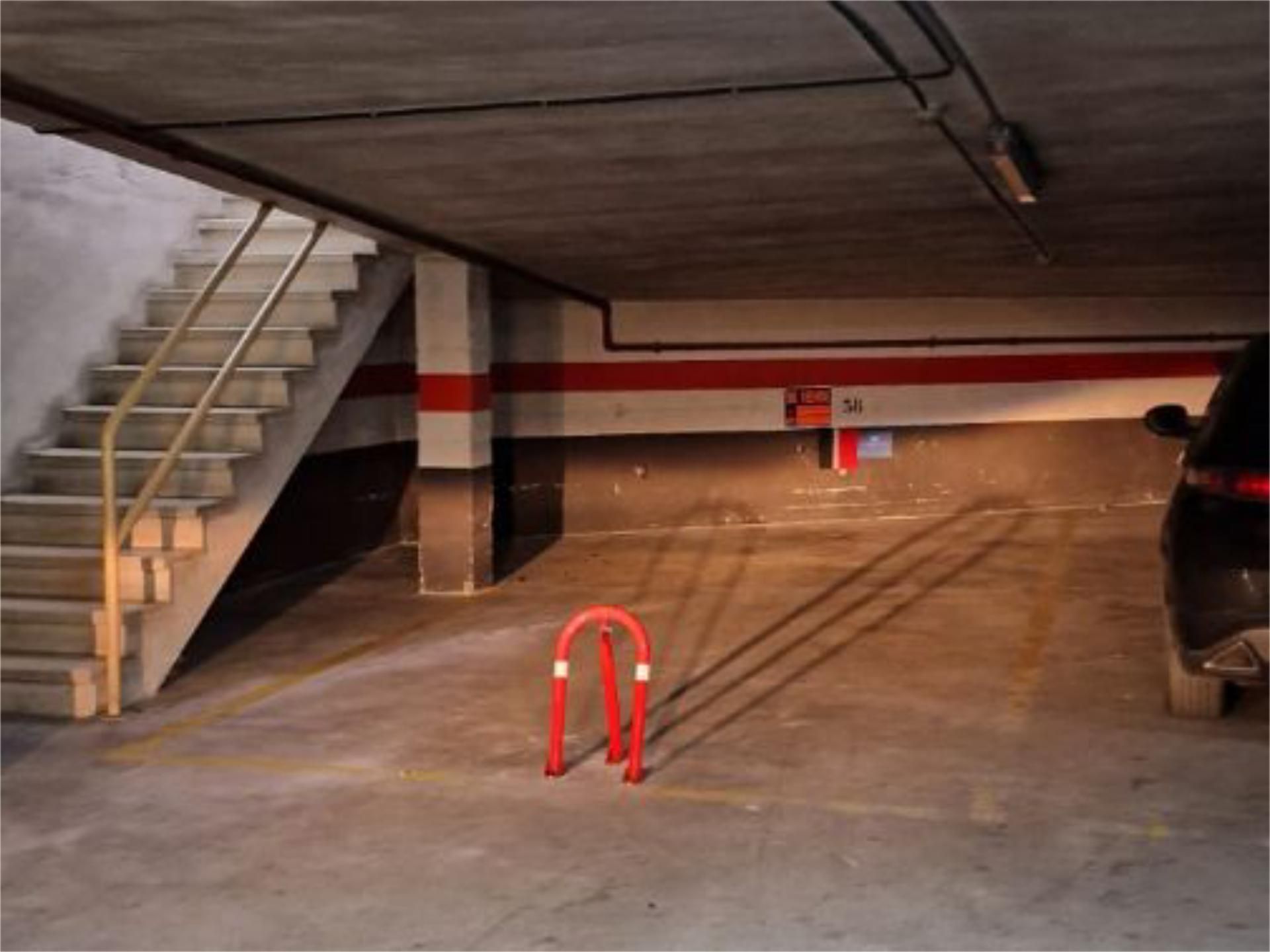 Aparcament de Garatge en venda en Burgos Capital