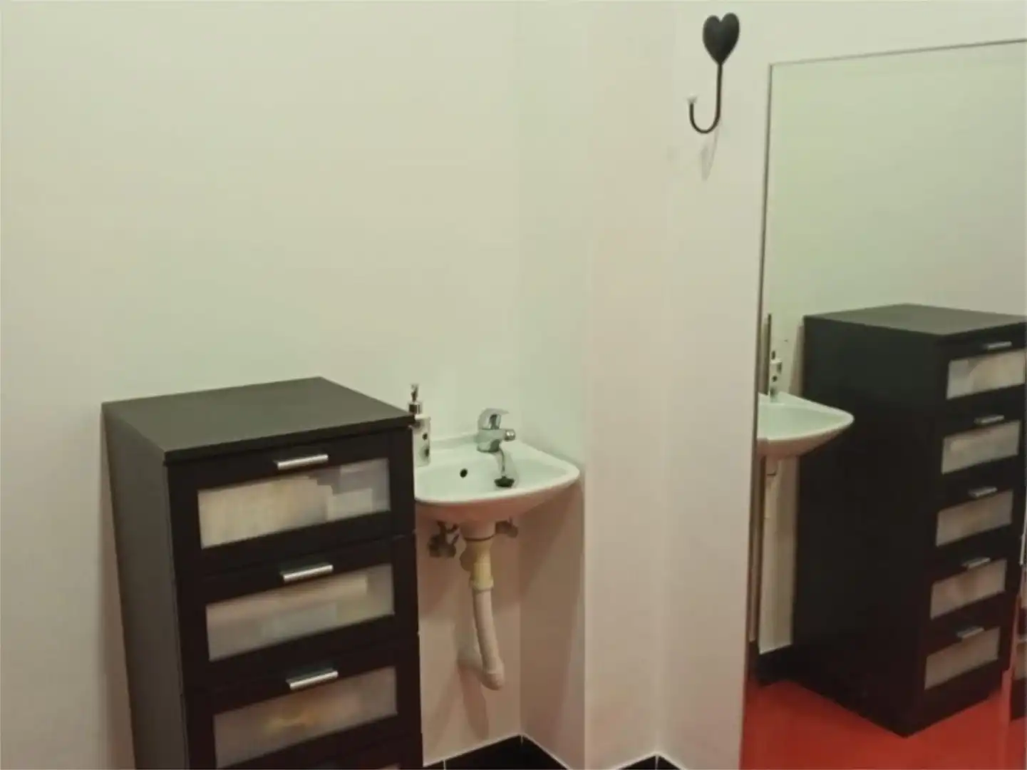 Geschaftsraum zur Miete in Calle Poeta Pérez Carrascosa, 14, Puente Genil Badezimmer von Geschaftsraum zur Miete in Puente Genil mit Klimaanlage, Heizung und Möbliert