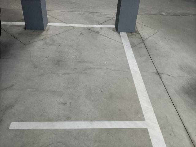 Garaje en Alquiler en Calle Alcalá del Valle, 1 en La Banda - Campo de Fútbol