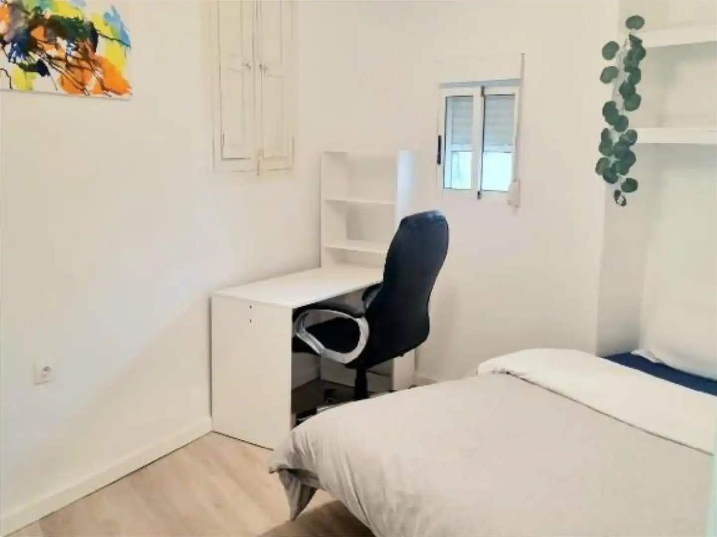 Wohnung zur Miete in Camí Tarongers, 12, Aldaia Schlafzimmer von Wohnung zur Miete in Aldaia mit Klimaanlage, Terrasse und Balkon