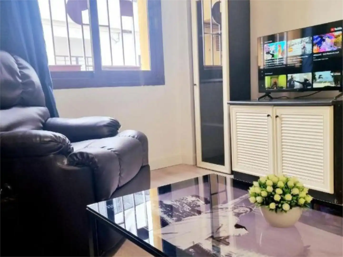 Wohnung zur Miete in Camí Tarongers, 12, Aldaia Wohnzimmer von Wohnung zur Miete in Aldaia mit Klimaanlage, Terrasse und Balkon