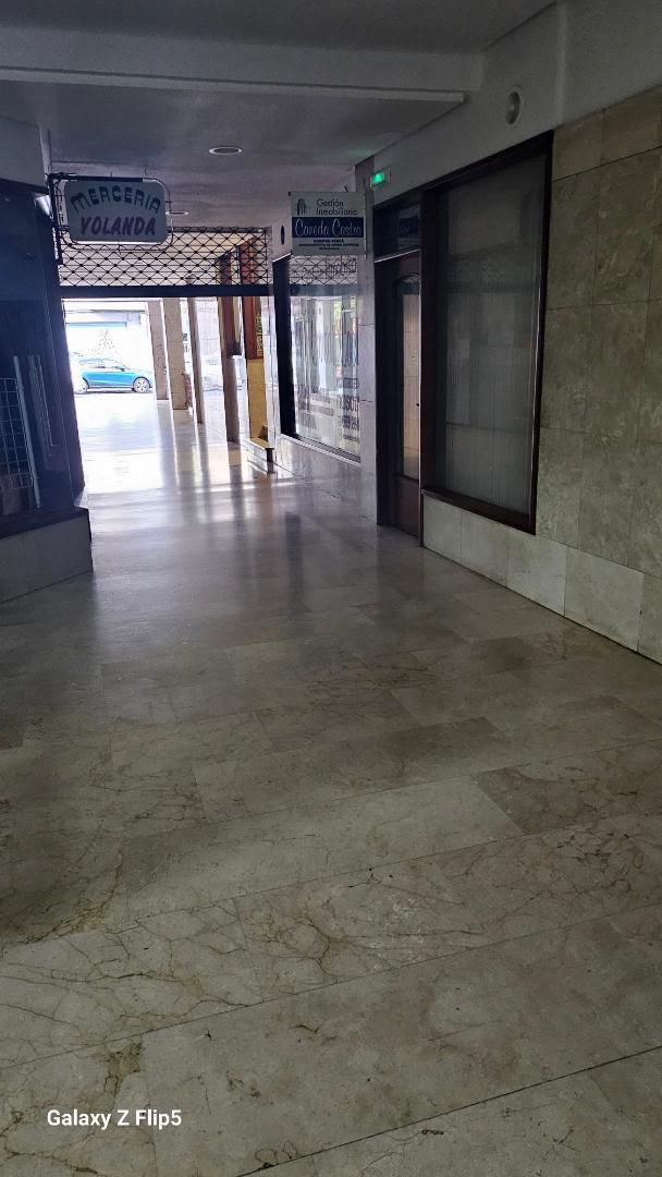 Premises for sale in Ourense Capital 