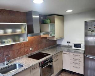 Kitchen of Flat for sale in Puente la Reina / Gares  with Air Conditioner, Heating and Storage room