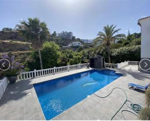 Swimming pool of House or chalet for sale in Estepona  with Air Conditioner, Heating and Private garden