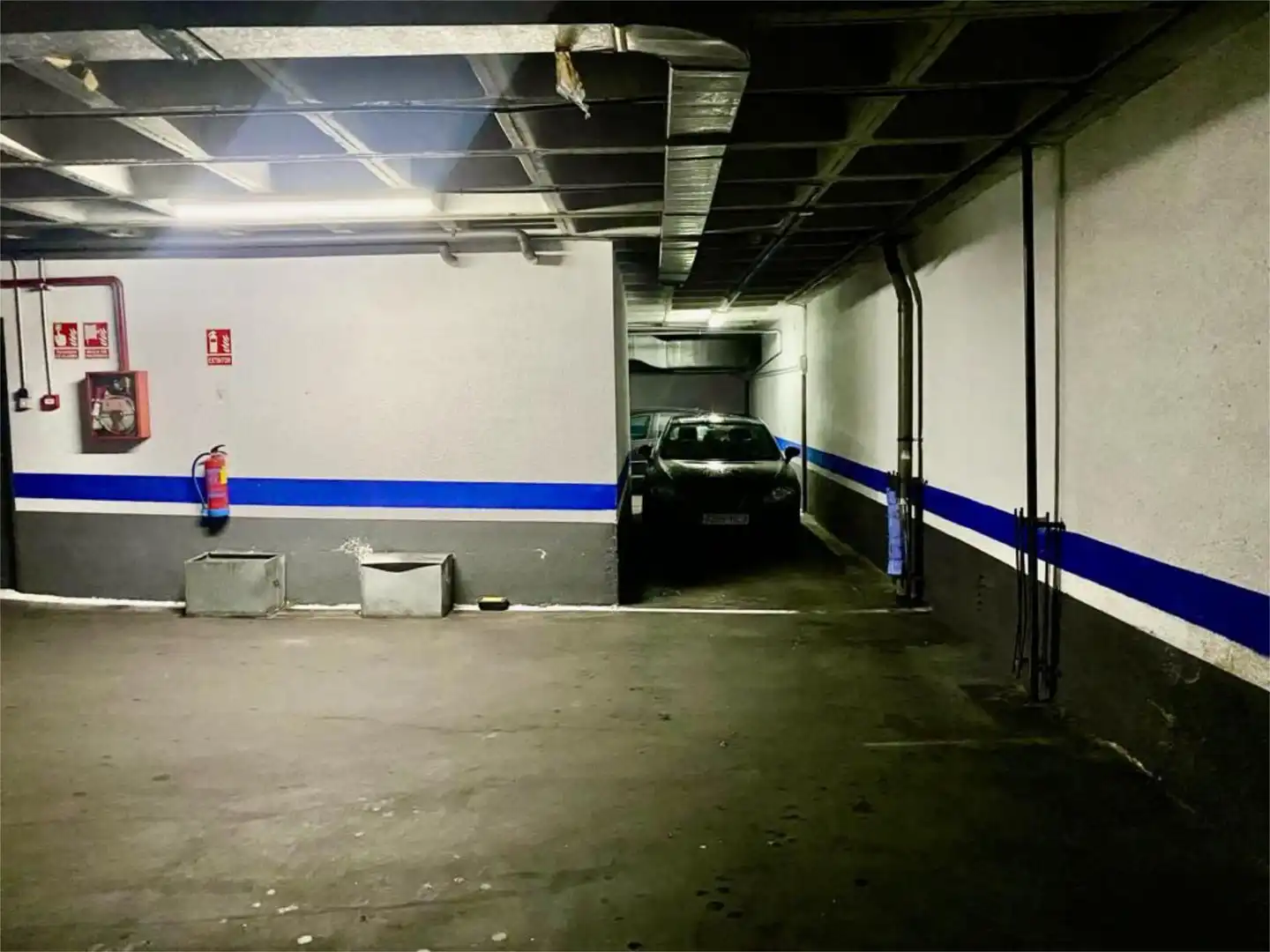 Garage for rent in Calle de la Infanta Mercedes, 67, Castillejos - Cuzco Parking of Garage for rent in Madrid