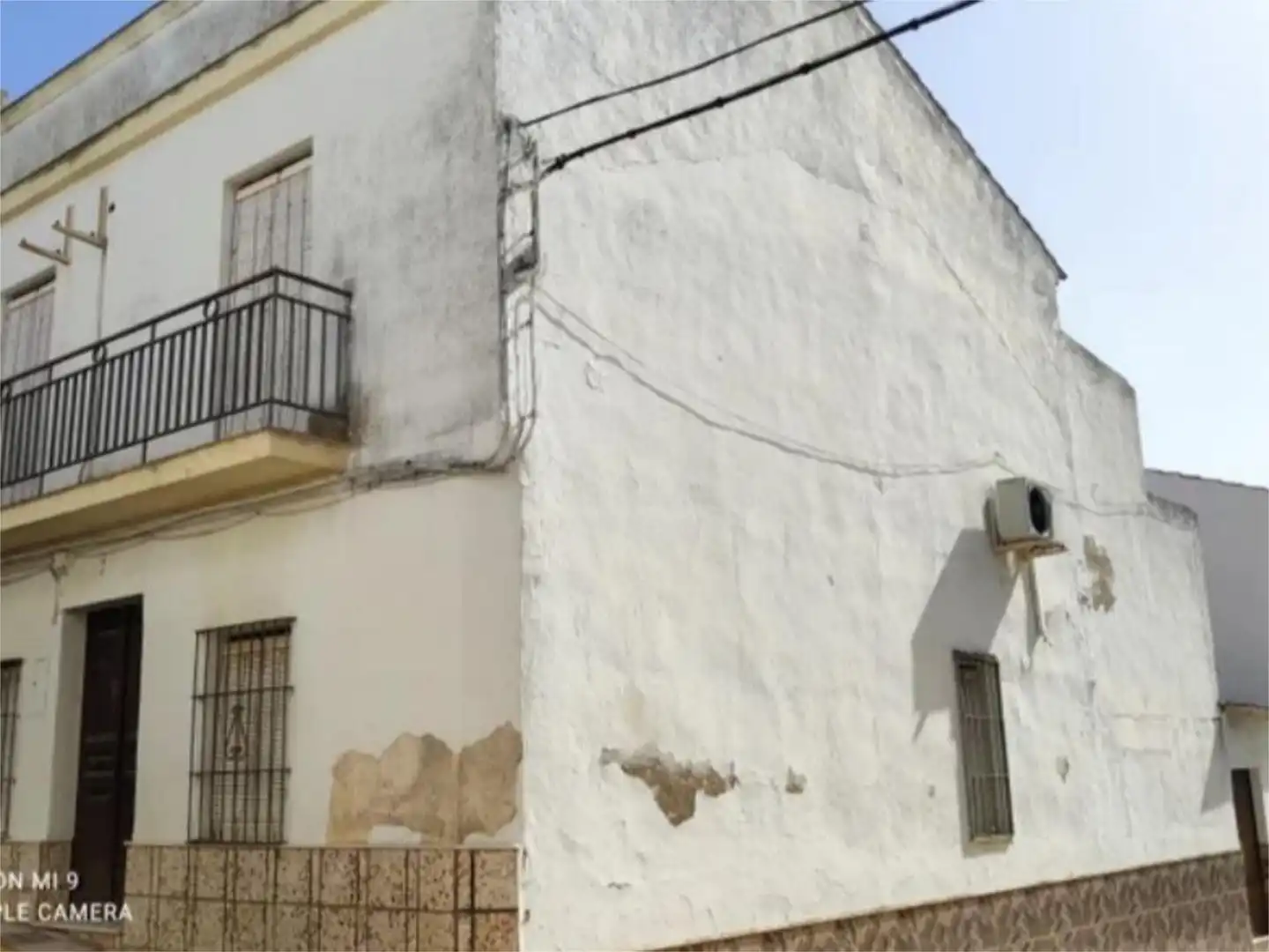 Casa adosada en venta en Calle de Francisco Cobo Cruz, 30, Lopera Vista exterior de Casa adosada en venta en Lopera con Terraza y Balcón
