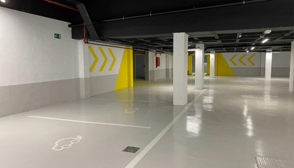 Garaje de alquiler en Avenida de Los Pirineos, 17, Polígono Industrial Sur, Madrid - imagen 1 Foto 1 de Garaje de alquiler en Avenida de Los Pirineos, 17, Polígono Industrial Sur, Madrid