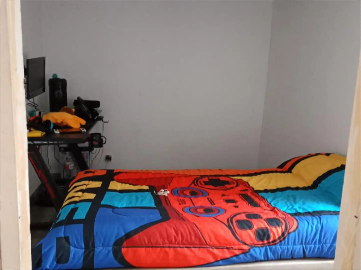 Casa adosada en venda a Plaza San Miguel, 2, Tariego de Cerrato Dormitori de Casa adosada en venda en Tariego de Cerrato amb Moblat