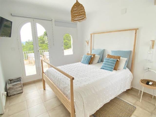 Piso en Alquiler en Carrer Mieres, 16 en Partida Tosal - Zona dels Castellans