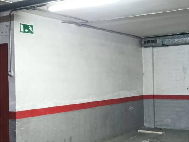 Garaje en Venta en Carrer de les Borges Blanques, 13 en La Prosperitat