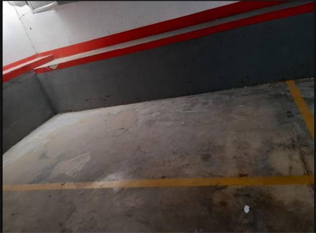 Garaje en Alquiler en Carrer Sant Vicent, 85A en Benifaió