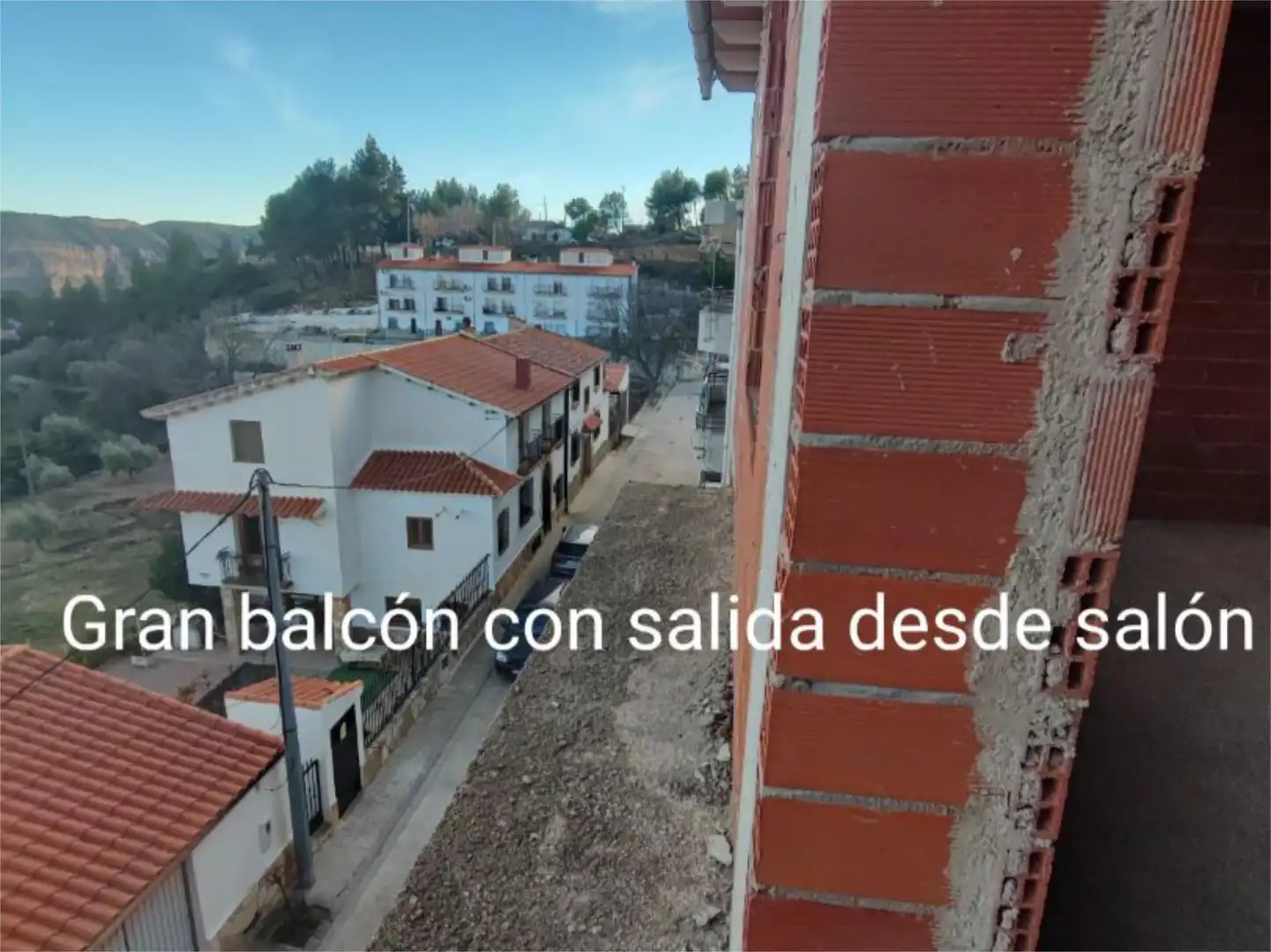 Piso en venta en Calle Vallermoso, Yeste Terraza de Piso en venta en Yeste con Balcón