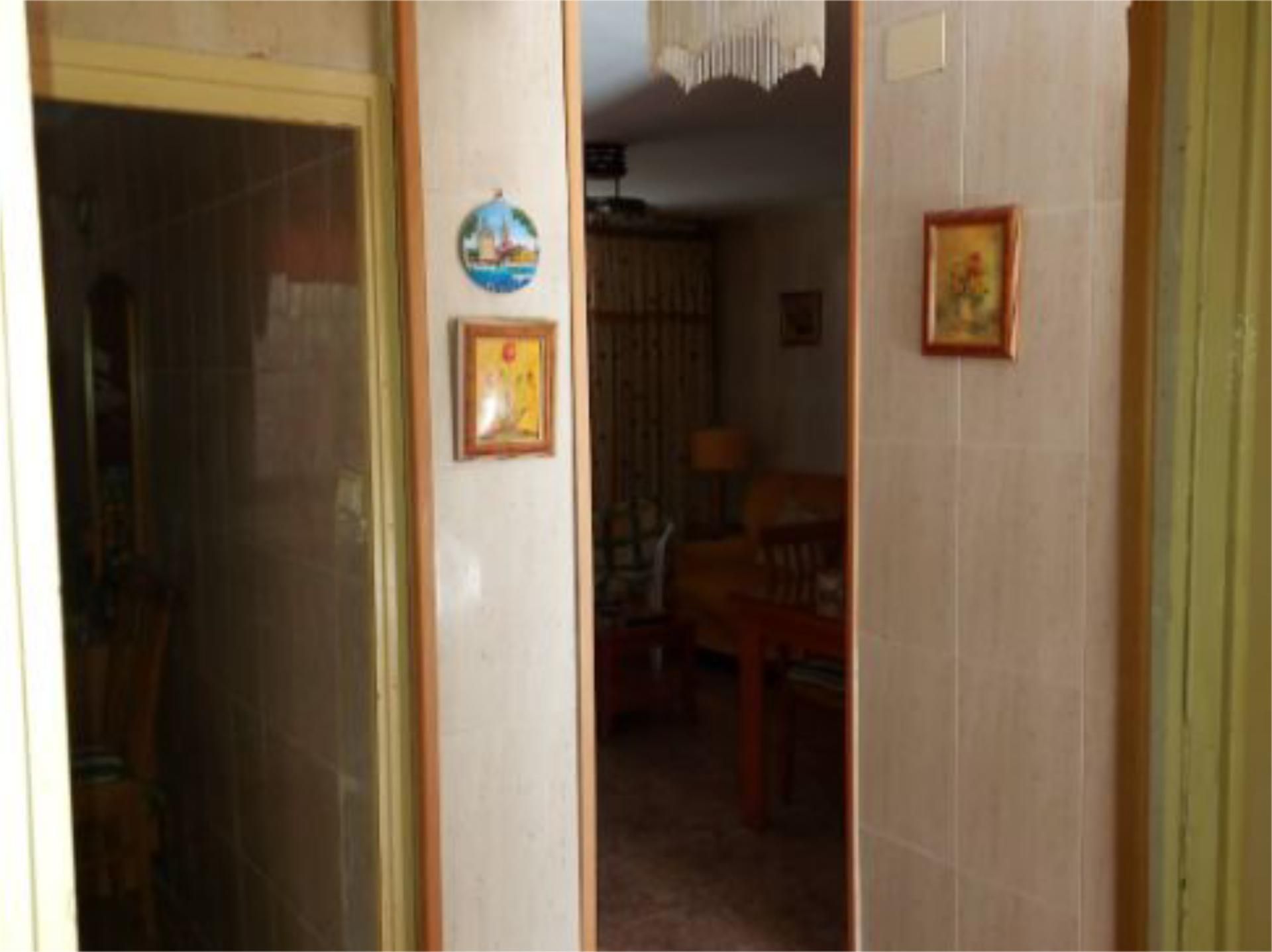 Flat to share in Alicante / Alacant  with Air Conditioner, Heating and Private garden
