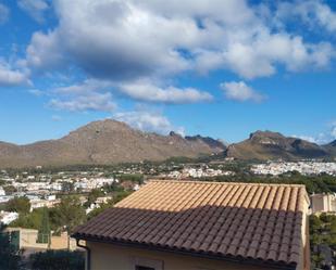 Vista exterior de Casa o xalet de lloguer en Pollença amb Terrassa i Piscina