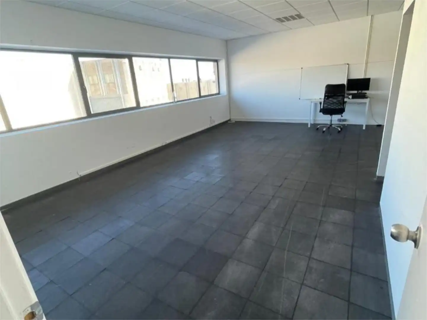 Oficina en venta en Carrer del Càntir, 82, Can Rial Oficina en venta en Esparreguera