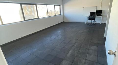 Office for sale in Carrer del Càntir, 82, Can Rial, Barcelona - image 3 Photo 3 of Office for sale in Carrer del Càntir, 82, Can Rial, Barcelona