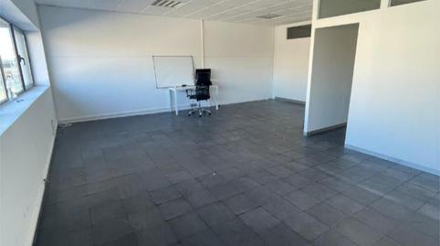 Office for sale in Carrer del Càntir, 82, Can Rial, Barcelona - image 4 Photo 4 of Office for sale in Carrer del Càntir, 82, Can Rial, Barcelona