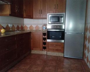 Kitchen of Single-family semi-detached for sale in Fuente la Lancha