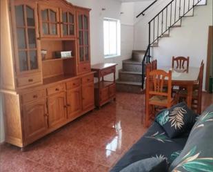 Sala d'estar de Casa adosada en venda en Cómpeta
