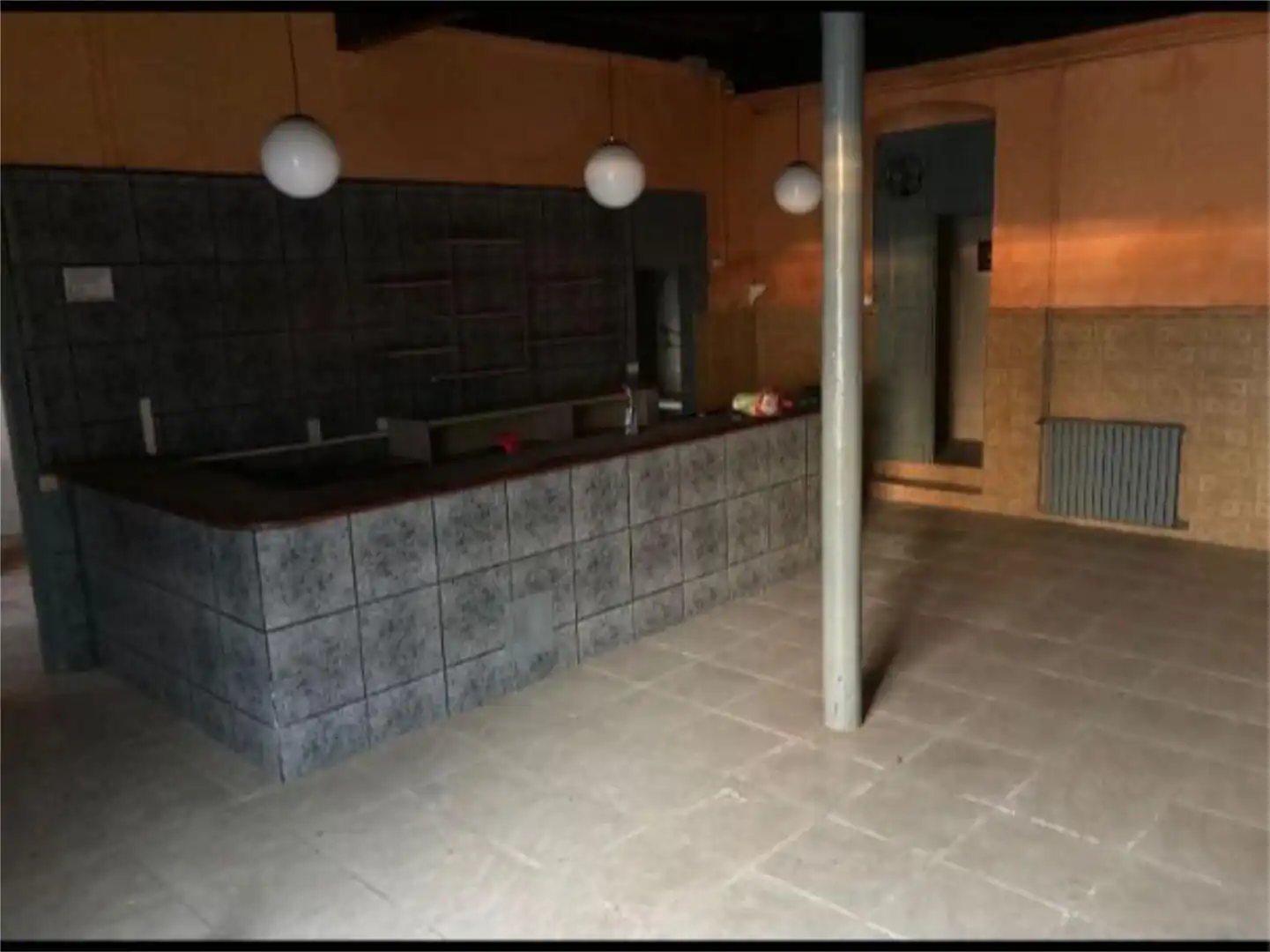 Finca rústica en venta en N-141e, 79, Bescanó Cocina de Finca rústica en venta en Bescanó con Aire acondicionado, Terraza y Balcón