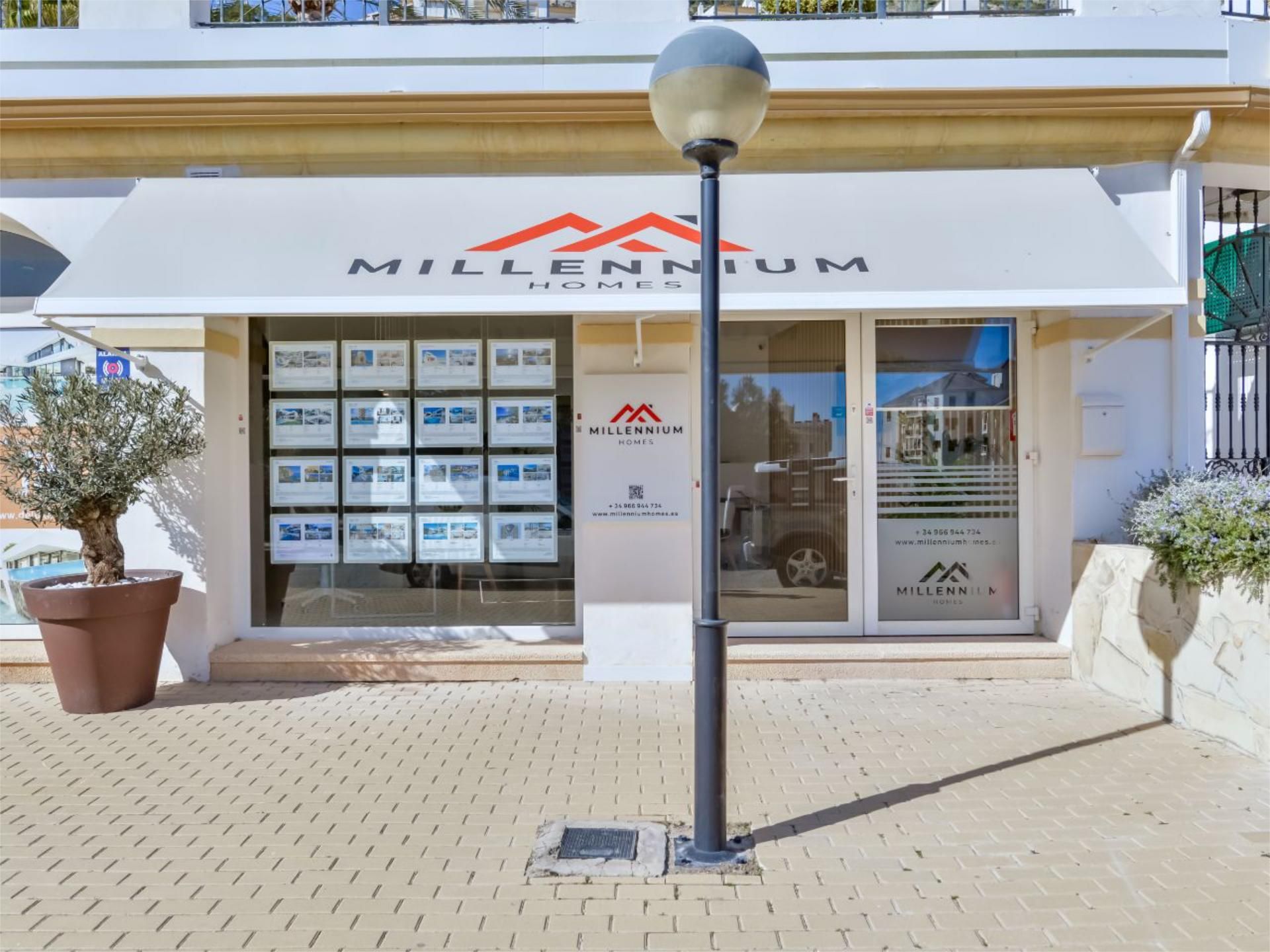 Vista exterior de Local en venda en Altea amb Aire condicionat i Calefacció