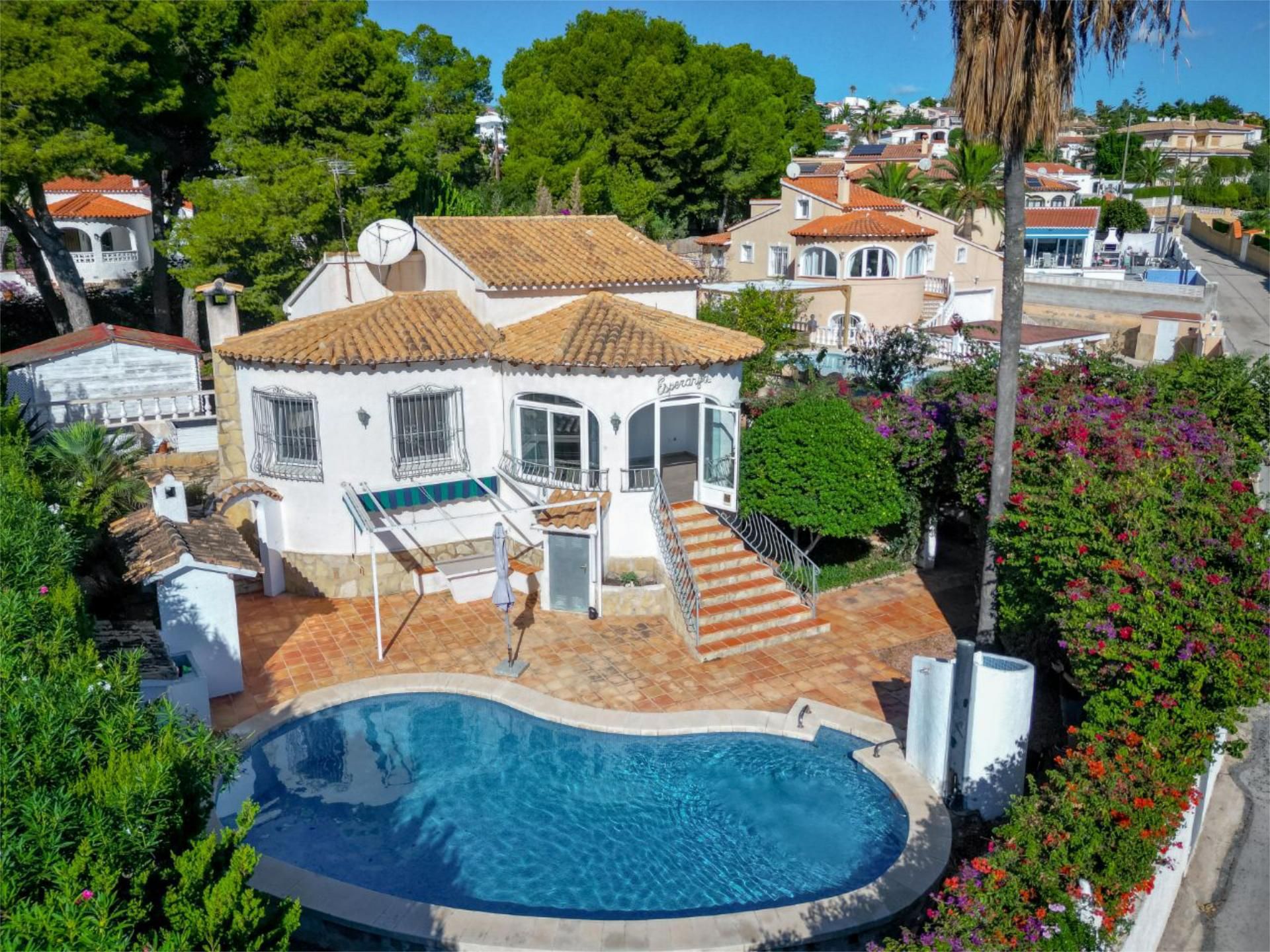 Vista exterior de Pis en venda en Calpe / Calp amb Aire condicionat, Terrassa i Piscina
