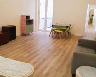 Living room of Flat for sale in  Sevilla Capital