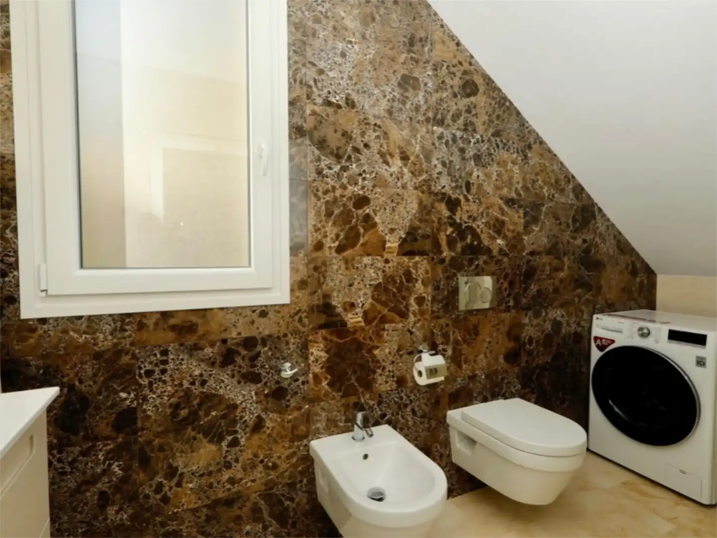 Casa adosada en venta en Avenida España, 54, La Zenia Baño de Casa adosada en venta en Orihuela con Aire acondicionado, Terraza y Piscina