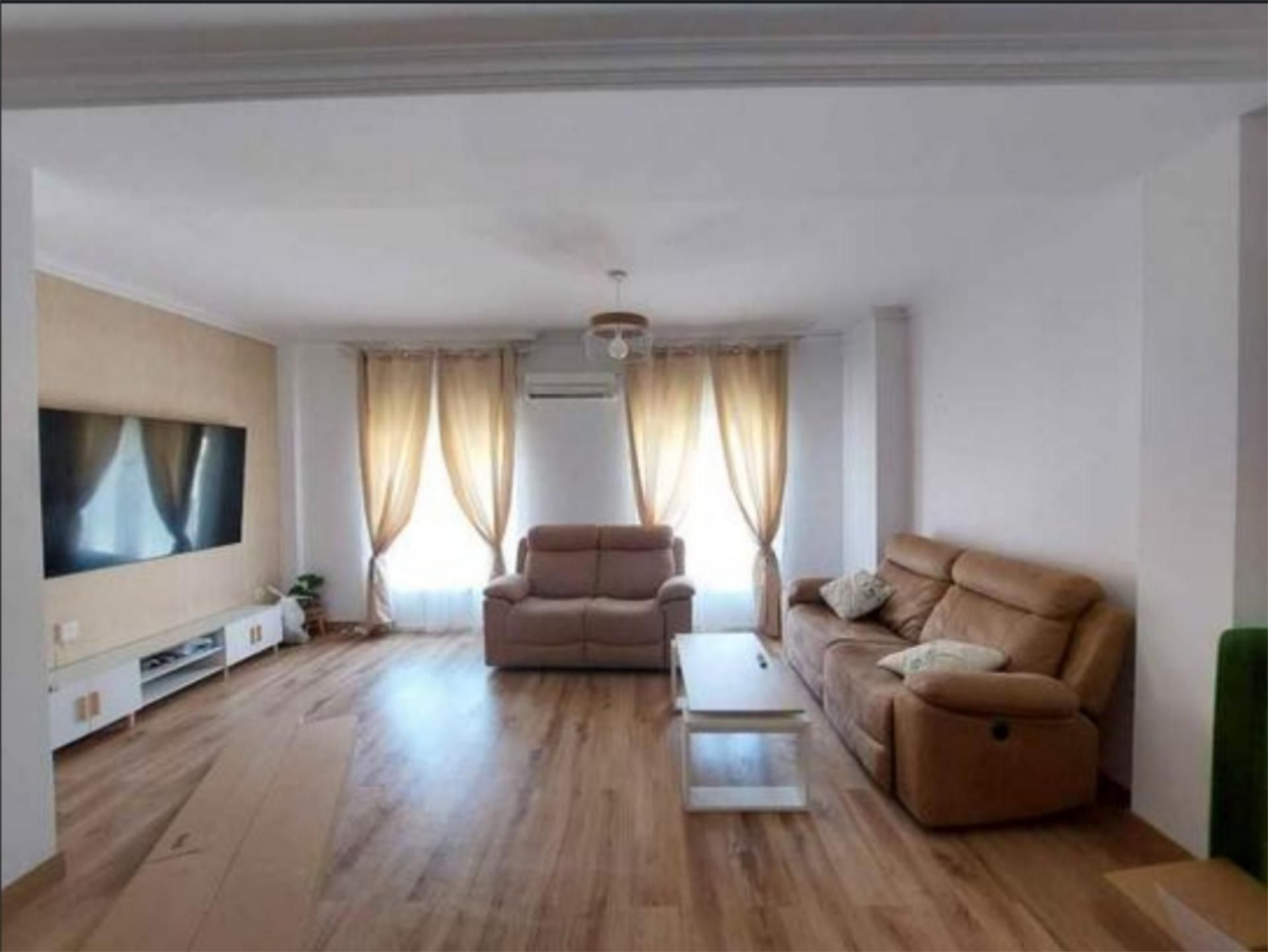Living room of Single-family semi-detached for sale in Don Benito  with Air Conditioner, Terrace and Balcony